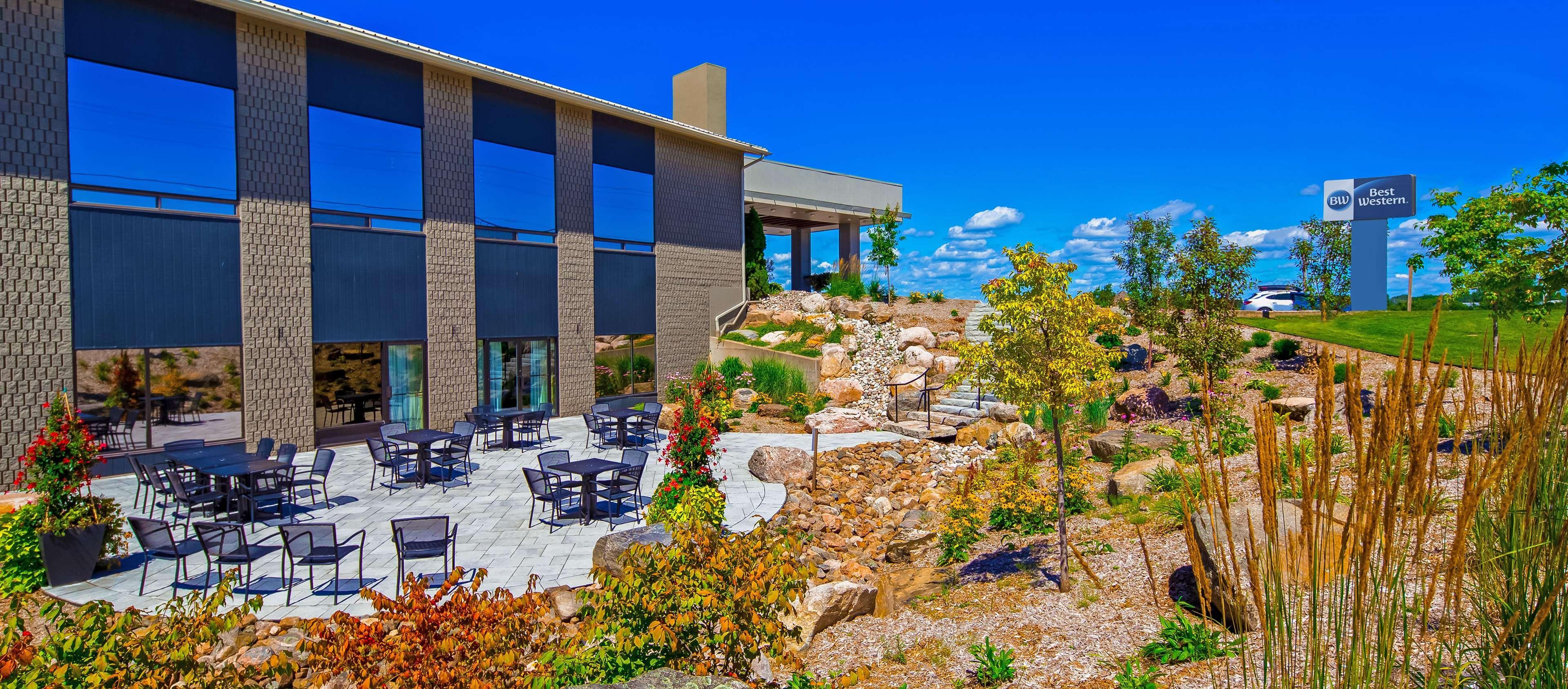Best Western Pembroke Inn & Conference Centre Exteriér fotografie